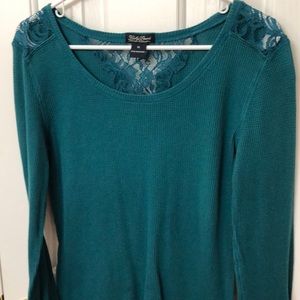 Lucky Brand Long sleeve lace inset thermal